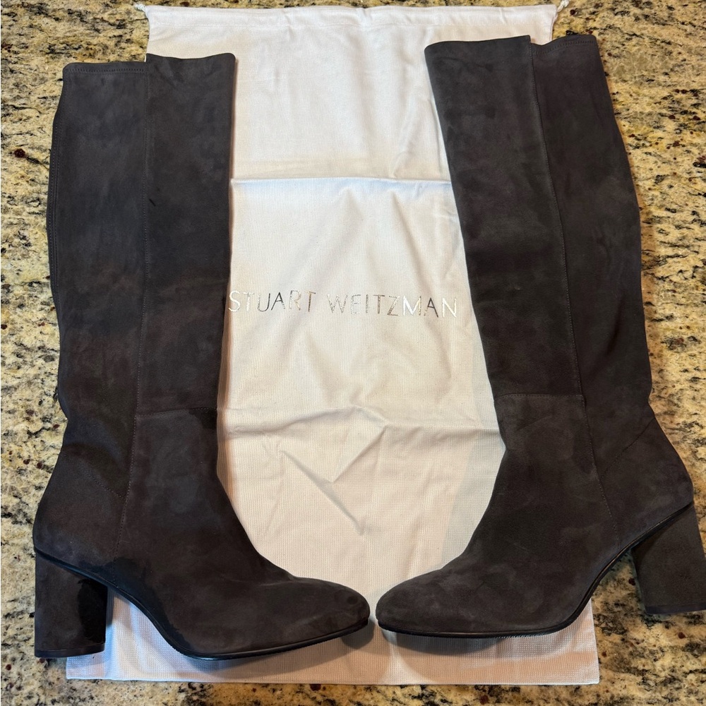 Stuart Weitzman Women's Gray Suede Boots